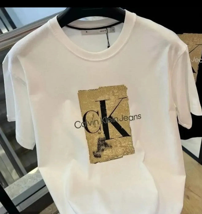 Premium Minimalist Oversized T-Shirt – Designer-Inspired Streetwear